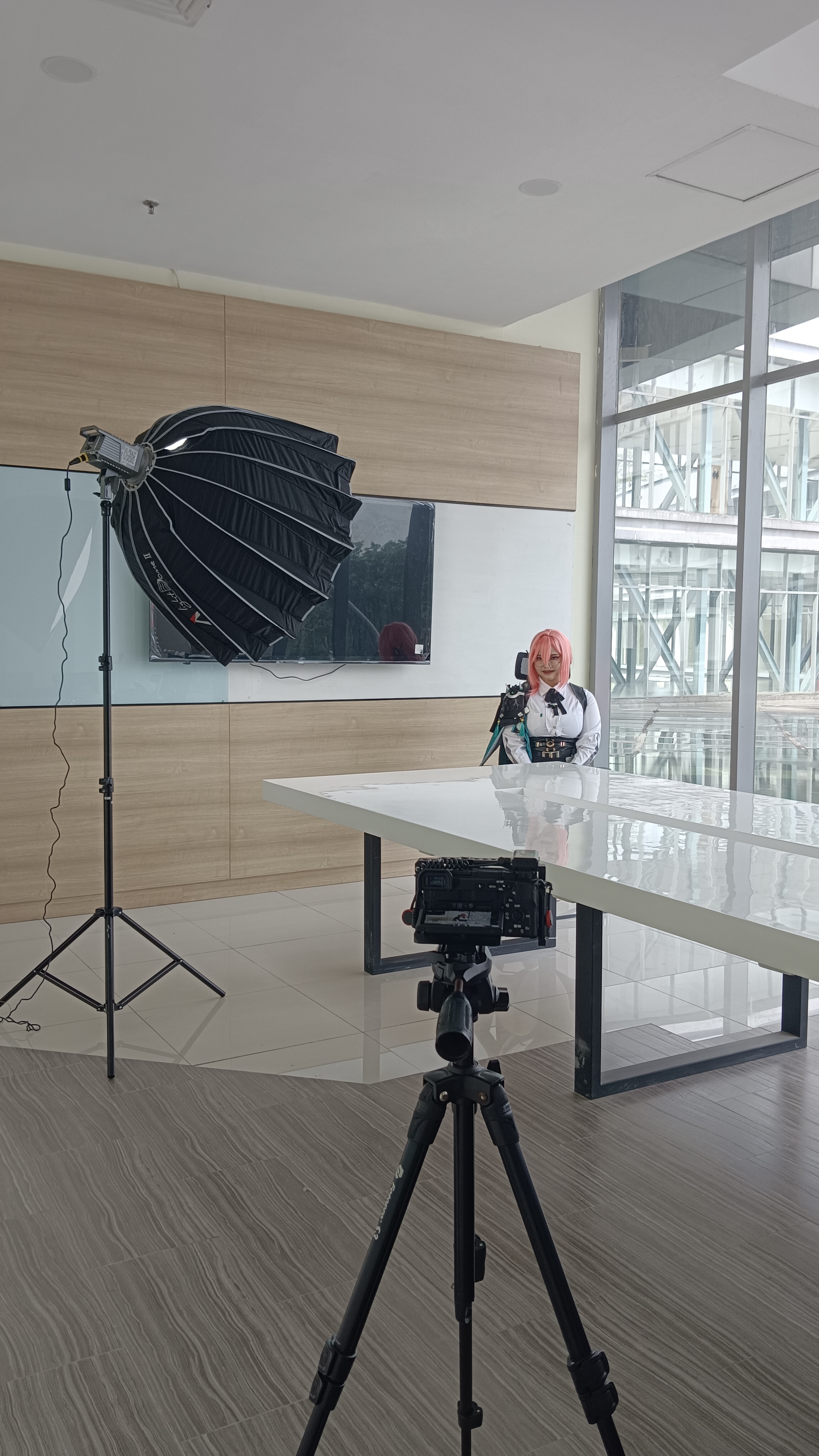 Behind the Scene 7